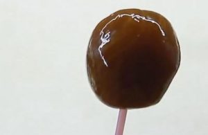 „”